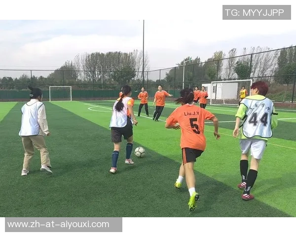 圣保罗足球球星闪耀绿茵场展现激情与荣耀追逐梦想 圣保罗足球球星闪耀绿茵场展现激情与荣耀追逐梦想