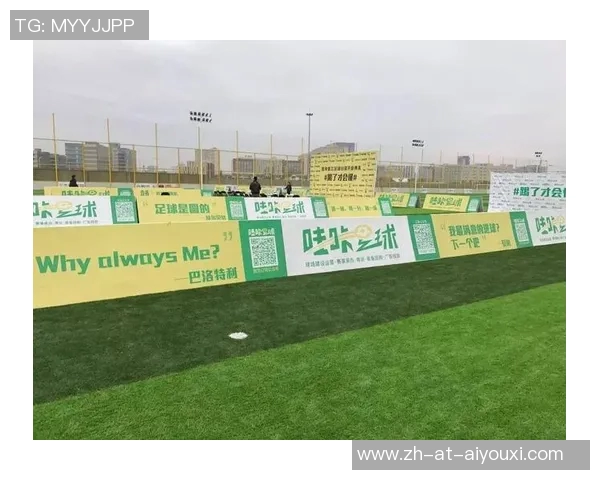 精致足球明星水晶摆件彰显球场风采完美呈现热爱与荣耀 精致足球明星水晶摆件彰显球场风采完美呈现热爱与荣耀